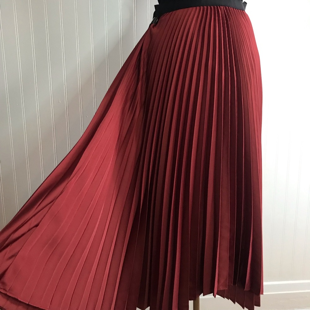 Zara pleated accordion skirt